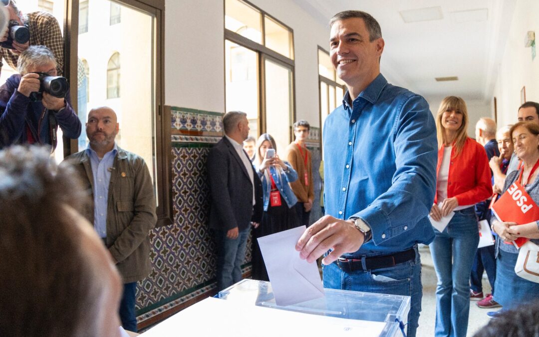 A pesar de todo, el PP logra solo dos escaños más que el PSOE y Sánchez despeja el peligro para su legislatura