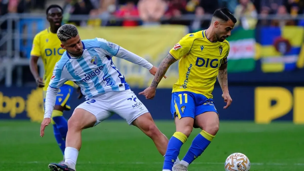 0-3: El Málaga arrolla al Cádiz en el derbi con un nuevo doblete de Chupe
