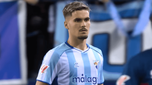 5-3: Remontada al Huesca y final de locura en La Rosaleda para que el Málaga siga soñando