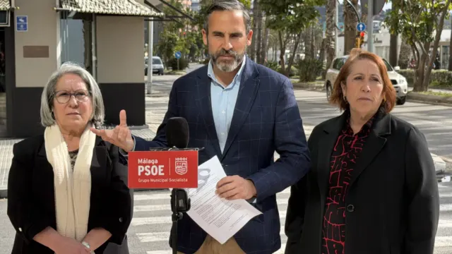 El PSOE pide poner freno a la conversión de locales comerciales en infraviviendas en Málaga