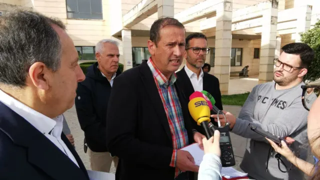 Denuncian que el PP rechaza en la Diputación un plan de ayuda al sector agrícola y ganadero