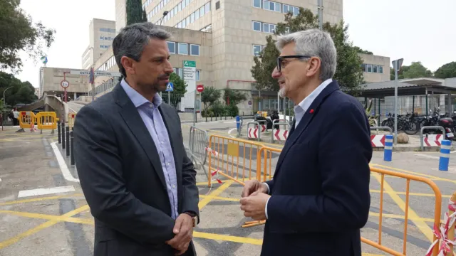 Aguilar se compromete a garantizar el derecho de la ciudadanía malagueña a una sanidad pública de calidad