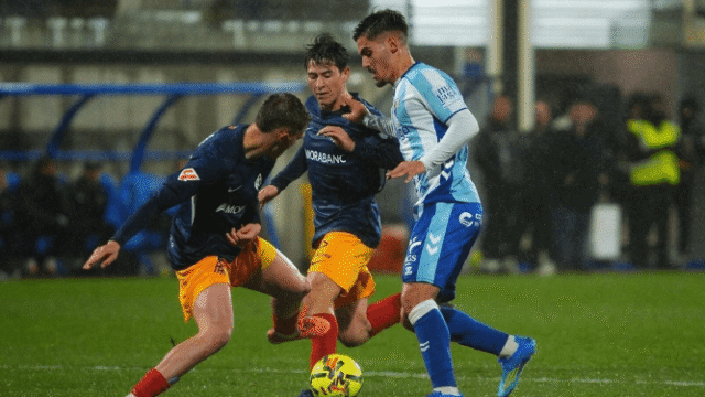 3-3: Lluvia de goles y tablas entre el Andorra y el Málaga