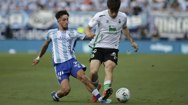 1-1: Duelo de titanes en La Rosaleda entre Málaga y Racing que se salda con tablas