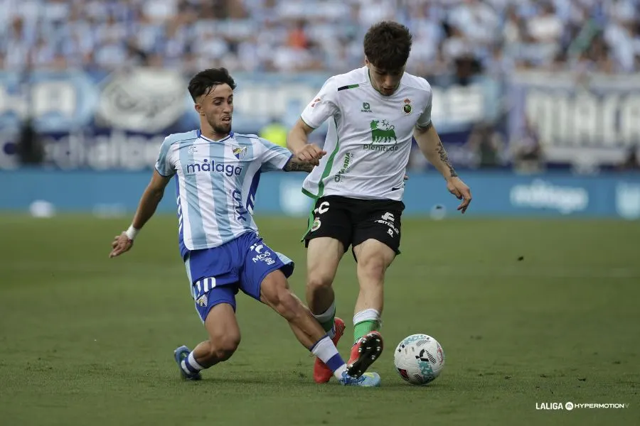1-1: Duelo de titanes en La Rosaleda entre Málaga y Racing que se salda con tablas