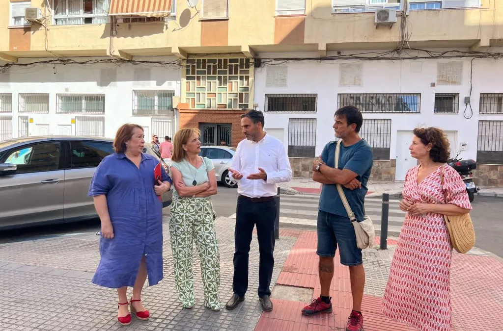 Daniel Pérez denuncia que la protección de los locales llega «tres años tarde» tras desaparecer 700 comercios