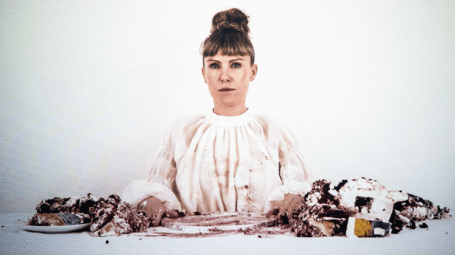 MUCAC La Coracha presenta la videocreación ‘Mi porción del pastel’ de Verónica Ruth Frías