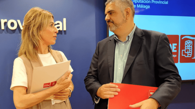 Exigen a la Junta que levante el “peaje a la enfermedad” impuesto en el aparcamiento del Hospital Civil