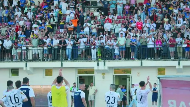 El Club Deportivo Ronda, decano del fútbol malagueño, une senior masculino, femenino y cantera bajo un mismo escudo