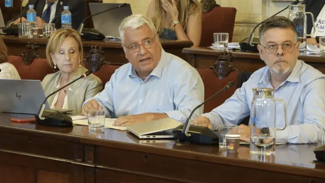 Destacan de «temeridad» la negativa del PP a reforzar la plantilla del Real Cuerpo de Bomberos