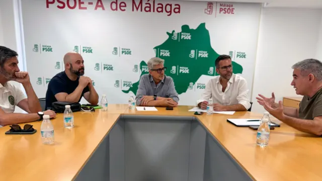El PSOE de Málaga exige a la Junta reforzar el INFOCA y la prevención forestal durante todo el año