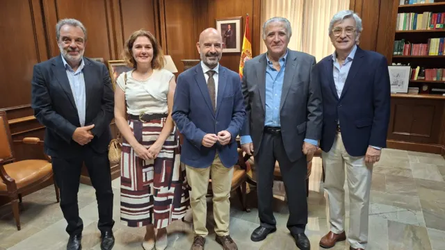 El Gobierno aclara que la reforma del Reglamento de Costas no afectará a la continuidad de los chiringuitos