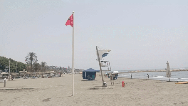 El Ayuntamiento reabre al baño las playas de El Palo y Campo de Golf-San Julián, mientras mantiene hoy la bandera roja en Guadalmar, Sacaba,…