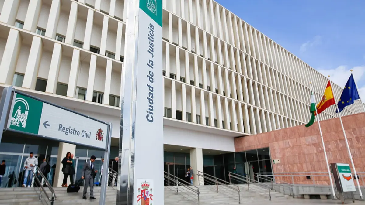 Ocho años de cárcel para el regente de un bar de Rincón de la Victoria por agredir sexualmente de una mujer en su establecimiento