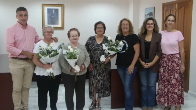 Arenas rinde homenaje a la trayectoria de tres vecinas en la conmemoración del Día de las Mujeres Rurales