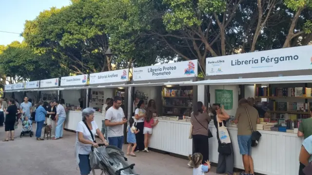 La Avenida Marifé de Triana acoge del 8 al 11 de octubre la Feria del Libro de Torremolinos