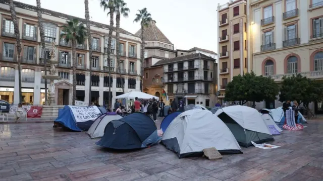 La oposición exige priorizar la vivienda en Málaga con 1.000 VPO al año y frenar los pisos turísticos